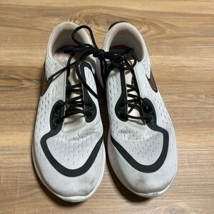 Nike Women's Joyride Dual Run Shoes size 8 animal print swoosh logo